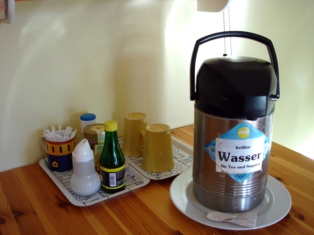 heisses Wasser f&uuml;r Tee